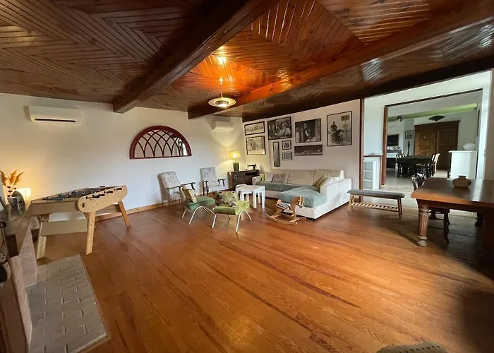 Maison La Source Nyaraló *