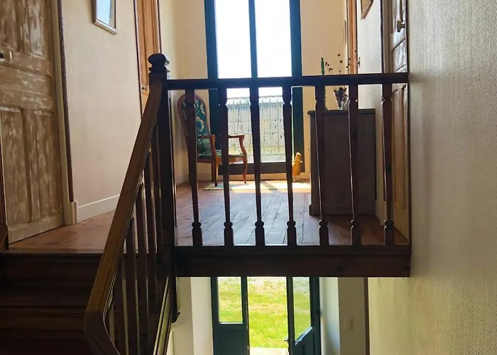 Maison La Source Nyaraló